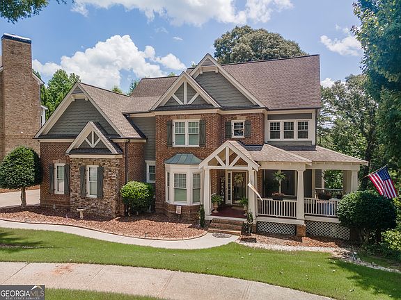 5th image of 6011 Lost Maple Ln