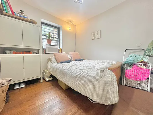 Rented by Doorway NYC, LLC | media 13