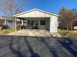 2605 Lucy St, Belleville, IL 62226