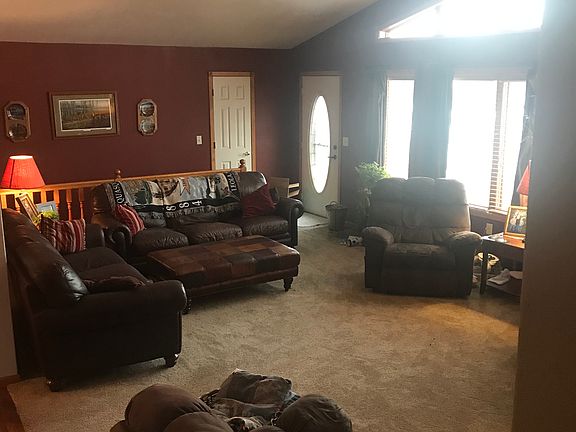 Vaulted ceiling 