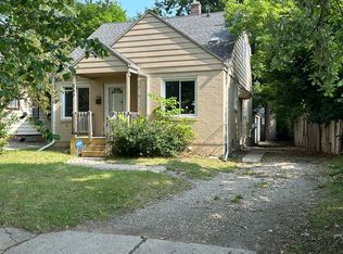 667 Wesbrook St, Pontiac, MI 48340