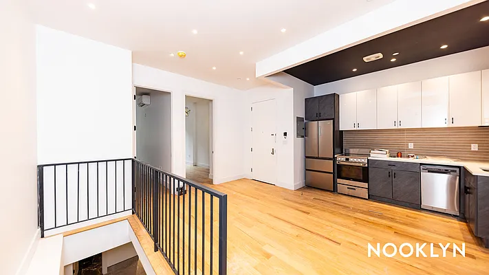 Rented by Nooklyn NYC LLC | media 26