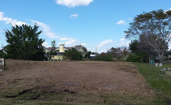 2nd image of 3329 Peace River Dr