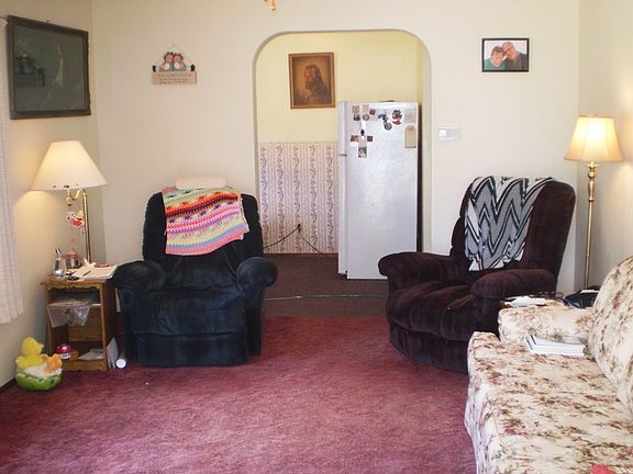 3rd image of 70 Greenridge St