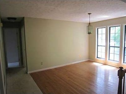 5th image of 4983 Golf Valley Ct