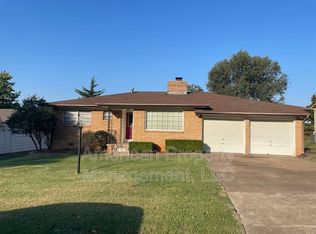 1312 N Garfield Ave, Sand Springs, OK 74063