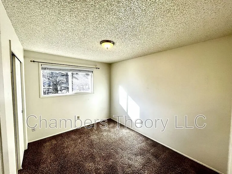 695 SE Centennial St #B — Photo 27