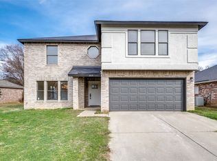 2020 Yellowstone Ln, Corinth, TX 76210