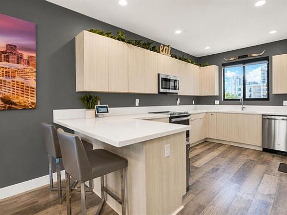 3rd image of 4716 NW 84th Ct #Townhouse 4716