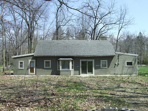 2nd image of 7711 Chestnut Grove Dr