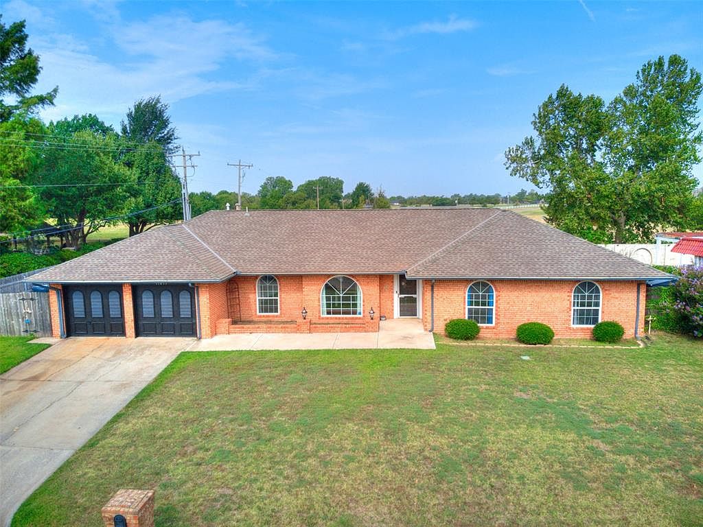 11613 Hastings Ave, Yukon, OK 73099 | Zillow