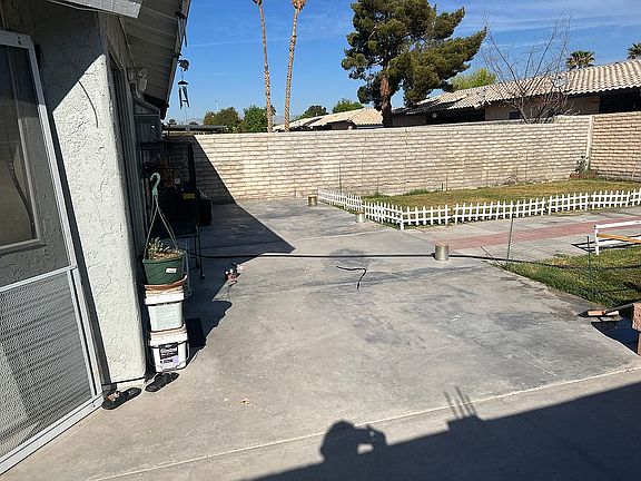5th image of 4249 Thyme Ave
