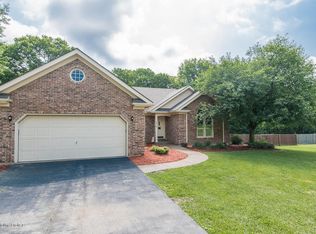 6418 Meadow Oak Dr, Georgetown, IN 47122