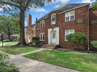 43 A Parkway Village BLDG 43 #A, Cranford Twp., NJ 07016