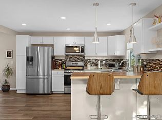 1653 Hawk Ridge Pl, Escondido, CA 92027