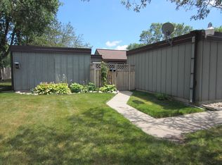 1710 8th St, Brookings, SD 57006