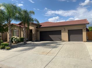 5927 E Laurite Ave, Fresno, CA