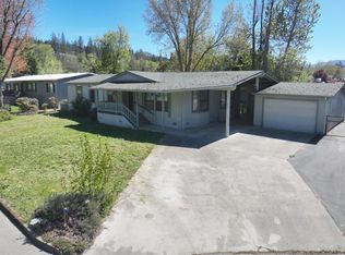 401 Bayard Dr, Grants Pass, OR