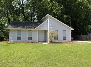 124 Fletcher Pl, Greenville, NC 27858