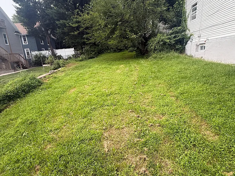 513 N Irving Ave — Photo 12
