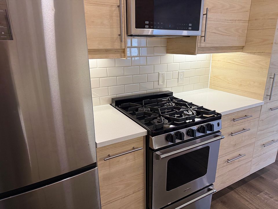 1st image of 1011 Linden Ave APT 9