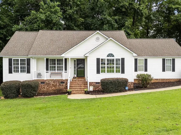 52 Freebird Ct, Smithfield, NC 27577