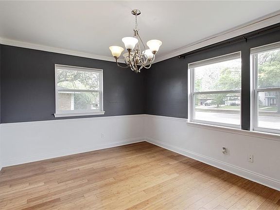 5th image of 2701 Holiday Dr