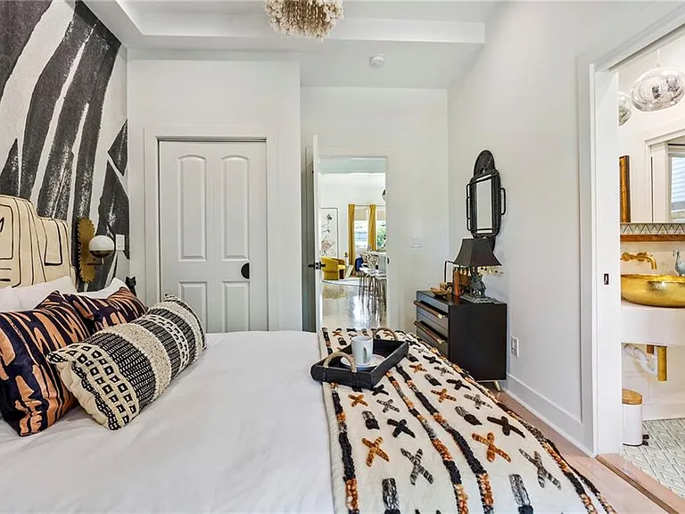 970 Charles Allen Dr NE #B — Photo 26