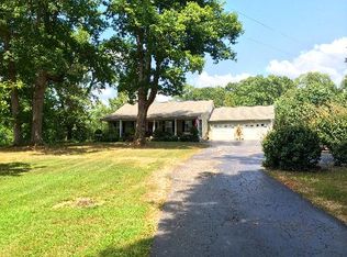 670 Jess Tolley Rd, Decaturville, TN 38329