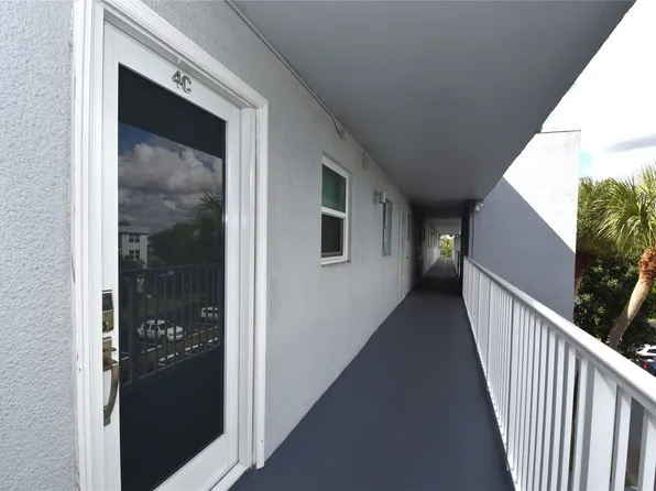 111 Royal Park Drive #4C, Oakland Park, FL 33309
