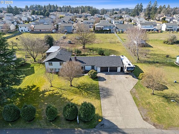 2nd image of 2720 NE 168th Ave