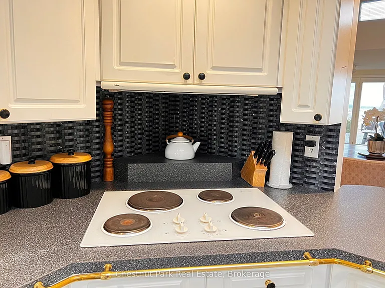 89 Georgian Manor Dr — Photo 18