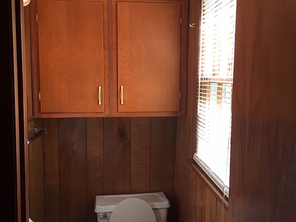 2nd image of 4 Chipwood Dr