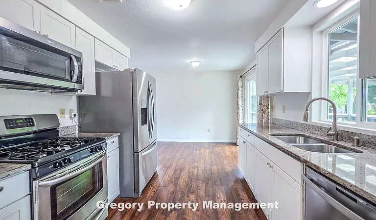 3532 111th Pl SE — Photo 13