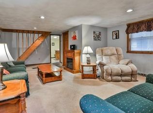 36 Sheridan St, Billerica, MA 01821