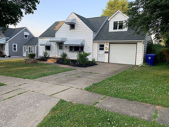 3rd image of 159 Briarhill Dr
