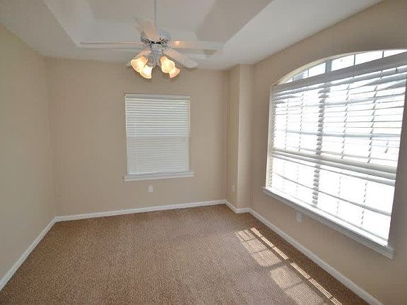 2nd image of 955 Yacht Harbor Ct