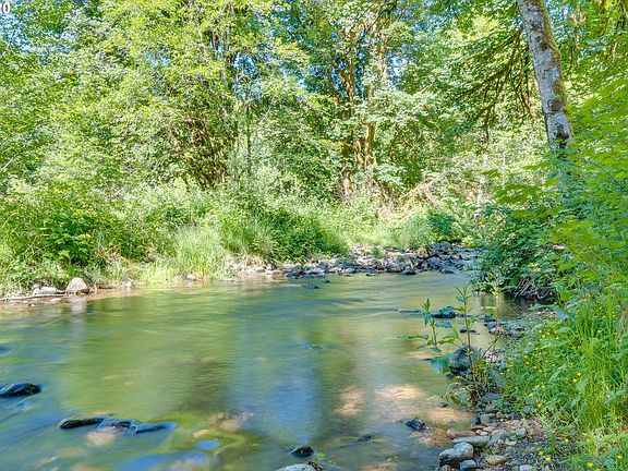 3rd image of 2038 Abernathy Creek Rd