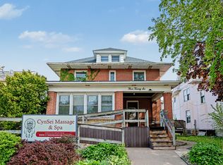 326 3rd Ave S, Clinton, IA 52732