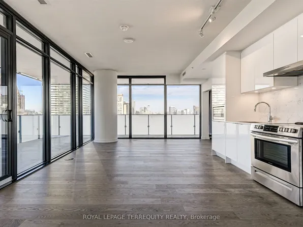 25 Richmond St E, Toronto, ON