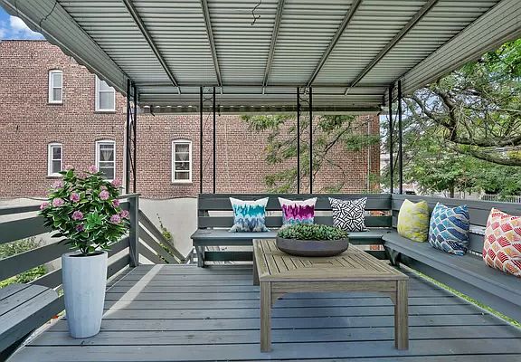 5th image of 3819 Barnes Ave #A