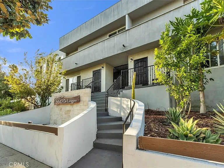 6643 De Longpre Ave #10 — Photo 1
