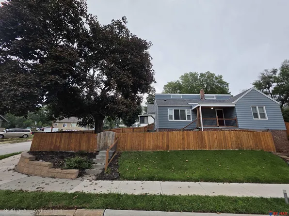3021 N 42nd St, Omaha, NE 68111