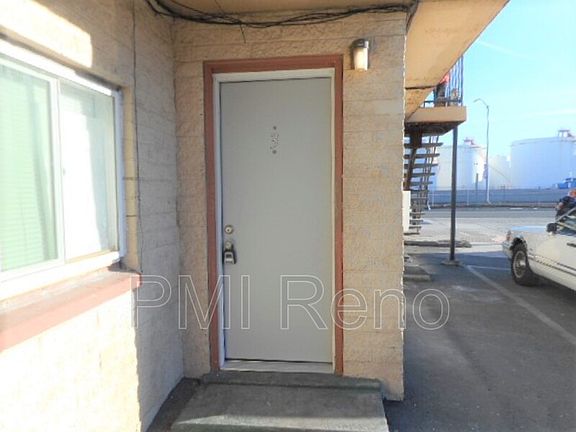 2nd image of 140 Victorian Ave Unit 3