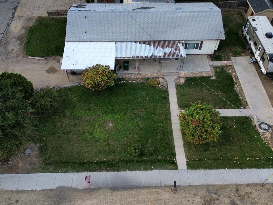 2nd image of 516 W 4th St
