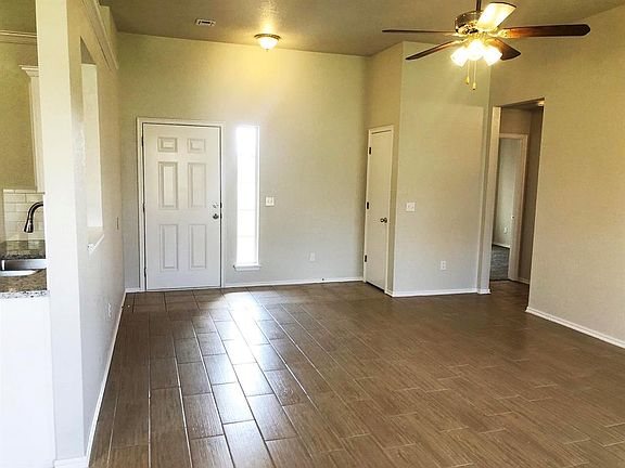 5th image of 1545 Tudor Dr