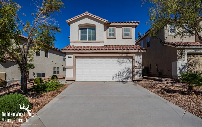 3 bed, 2.5 bath, 2038 sqft, $2,200 — Photo 1
