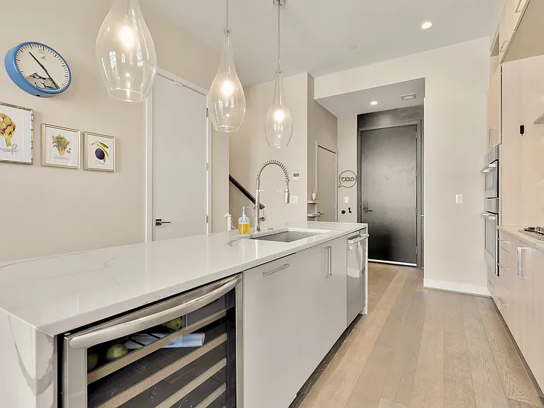 646 H St NE #601 — Photo 5