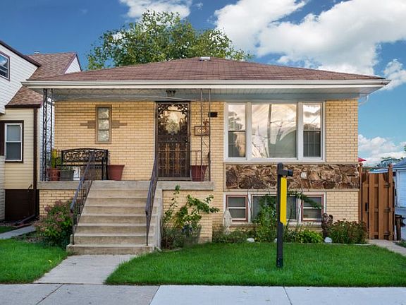 2nd image of 4815 N Neenah Ave