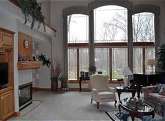 3rd image of 58811 River Forest Dr